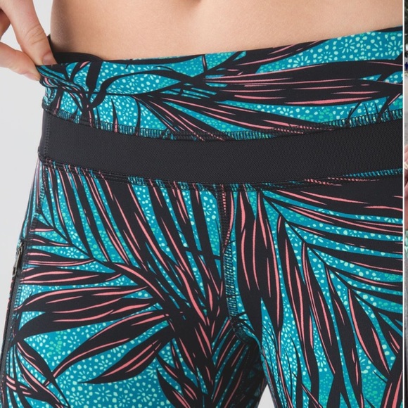 Lululemon Inspire Tight II
Palm Lace Tofino Teal Multi - Picture 5 of 12